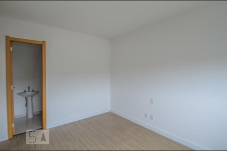 Suíte de apartamento para alugar com 2 quartos, 60m² em Teresópolis, Porto Alegre