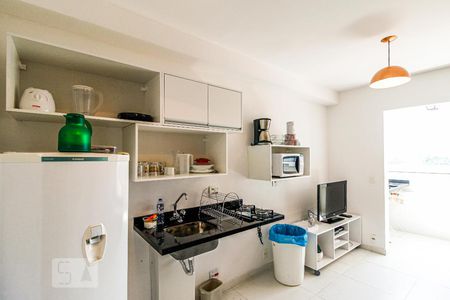 Cozinha de apartamento à venda com 1 quarto, 31m² em Santo Amaro, São Paulo