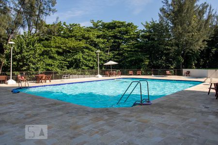 Apartamento para alugar com 100m², 1 quarto e 2 vagas Apartamento para alugar com 100m², 1 quarto e 2 vagasÁrea comum - Piscina