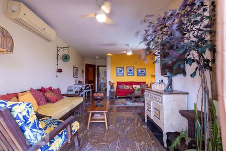 Apartamento para alugar com 100m², 1 quarto e 2 vagas Apartamento para alugar com 100m², 1 quarto e 2 vagasSala