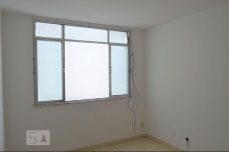 Sala de apartamento para alugar com 1 quarto, 40m² em Centro, Niterói