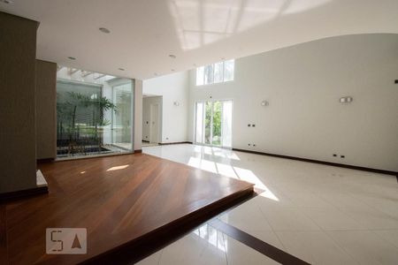 Sala de Estar de casa à venda com 4 quartos, 800m² em Interlagos, São Paulo