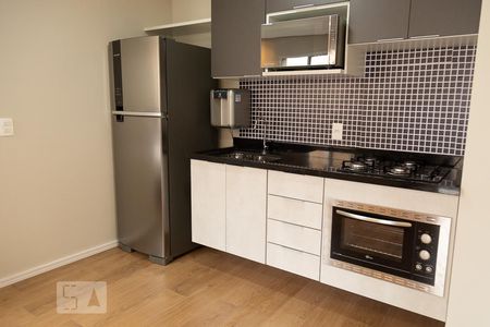 Cozinha de kitnet/studio para alugar com 1 quarto, 30m² em Sé, São Paulo