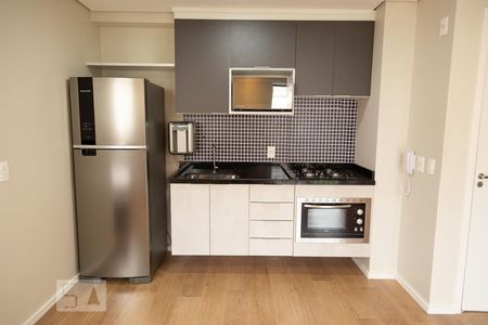 Cozinha de kitnet/studio para alugar com 1 quarto, 30m² em Sé, São Paulo