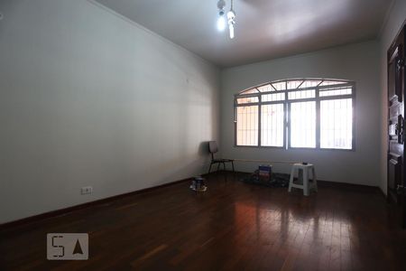 Sala de casa para alugar com 3 quartos, 132m² em Jardim Pinheiros, São Paulo