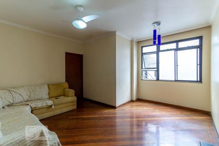 Apartamento à venda com 65m², 2 quartos e 1 vagaSala