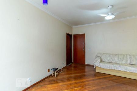 Apartamento à venda com 65m², 2 quartos e 1 vagaSala