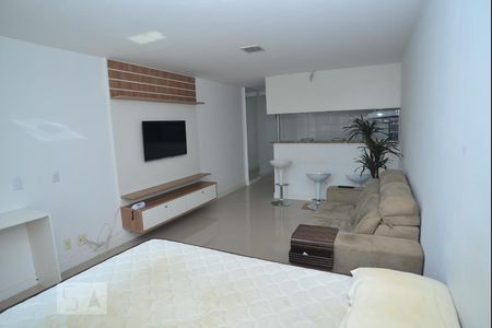 Dormitório de kitnet/studio à venda com 1 quarto, 40m² em Centro, Rio de Janeiro