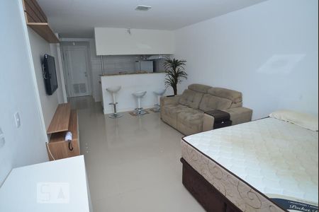 Dormitório de kitnet/studio à venda com 1 quarto, 40m² em Centro, Rio de Janeiro