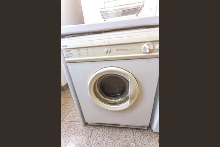 Apartamento à venda com 460m², 5 quartos e 5 vagas Apartamento à venda com 460m², 5 quartos e 5 vagasMáquina de lavar