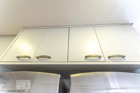 Apartamento à venda com 460m², 5 quartos e 5 vagas Apartamento à venda com 460m², 5 quartos e 5 vagasArmário