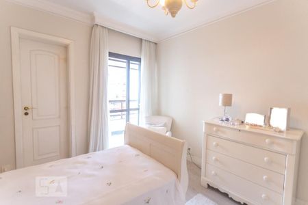 Apartamento à venda com 460m², 5 quartos e 5 vagas Apartamento à venda com 460m², 5 quartos e 5 vagasSuíte 3