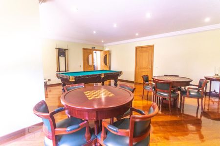 Apartamento à venda com 460m², 5 quartos e 5 vagas Apartamento à venda com 460m², 5 quartos e 5 vagasSalão de jogos