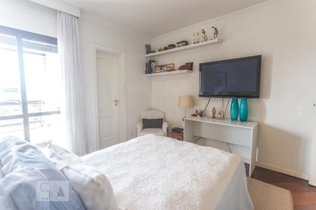 Apartamento à venda com 460m², 5 quartos e 5 vagas Apartamento à venda com 460m², 5 quartos e 5 vagasSuíte 2