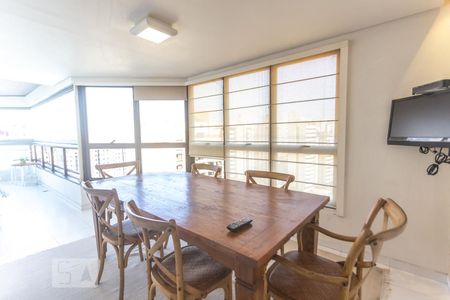 Apartamento à venda com 460m², 5 quartos e 5 vagas Apartamento à venda com 460m², 5 quartos e 5 vagasSala de jantar 2