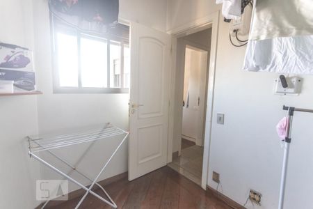 Apartamento à venda com 460m², 5 quartos e 5 vagas Apartamento à venda com 460m², 5 quartos e 5 vagasQuarto de serviço 1