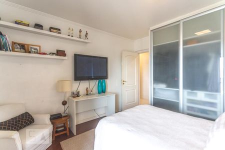 Apartamento à venda com 460m², 5 quartos e 5 vagas Apartamento à venda com 460m², 5 quartos e 5 vagasSuíte 2