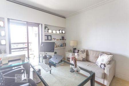 Apartamento à venda com 460m², 5 quartos e 5 vagas Apartamento à venda com 460m², 5 quartos e 5 vagasQuarto