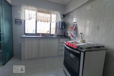 Apartamento à venda com 133m², 3 quartos e 3 vagas Apartamento à venda com 133m², 3 quartos e 3 vagasCozinha
