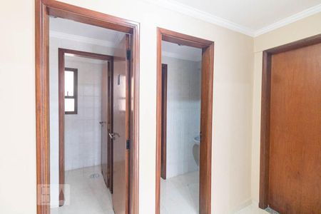 Apartamento à venda com 133m², 3 quartos e 3 vagas Apartamento à venda com 133m², 3 quartos e 3 vagasBanheiro do Salão de Festas