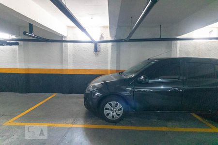 Apartamento à venda com 133m², 3 quartos e 3 vagas Apartamento à venda com 133m², 3 quartos e 3 vagasGaragem