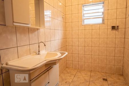 Banheiro 2 de casa para alugar com 2 quartos, 150m² em Vila Arcádia, São Paulo