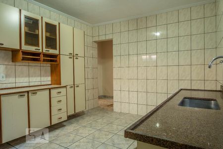 Cozinha de casa para alugar com 2 quartos, 150m² em Vila Arcádia, São Paulo