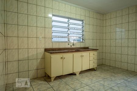 Cozinha de casa para alugar com 2 quartos, 150m² em Vila Arcádia, São Paulo