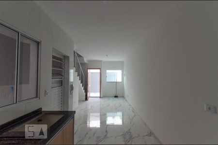 Sala e Cozinha Integrada de casa à venda com 2 quartos, 60m² em Vila Guilhermina, São Paulo