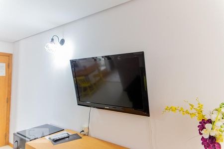 TV de apartamento para alugar com 1 quarto, 44m² em Centro, Santo André