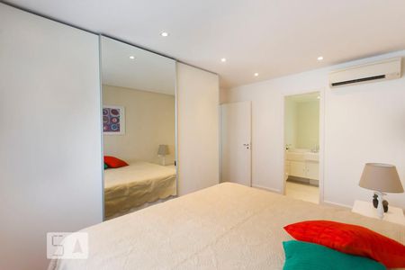 Suite de apartamento para alugar com 1 quarto, 78m² em Moema, São Paulo