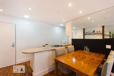 Sala de apartamento para alugar com 1 quarto, 78m² em Moema, São Paulo