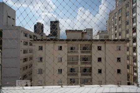 Vista da varanda da sala de apartamento para alugar com 2 quartos, 65m² em Itaim Bibi, São Paulo