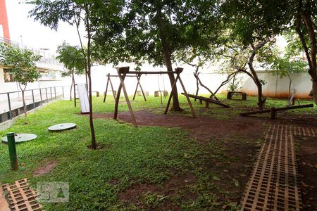 Playground de apartamento para alugar com 2 quartos, 50m² em Liberdade, São Paulo