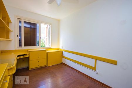 Quarto 2 de apartamento à venda com 3 quartos, 350m² em Petrópolis, Porto Alegre