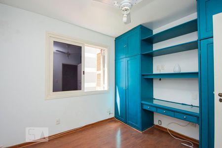 Quarto 1 de apartamento à venda com 3 quartos, 350m² em Petrópolis, Porto Alegre