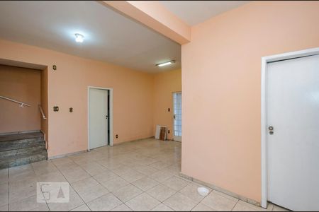 Sala piso inferior de casa à venda com 4 quartos, 224m² em Palmeiras, Belo Horizonte