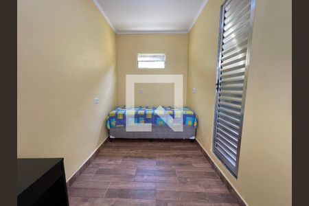 Suíte 2 de casa para alugar com 2 quartos, 46m² em Jardim Rizzo, São Paulo