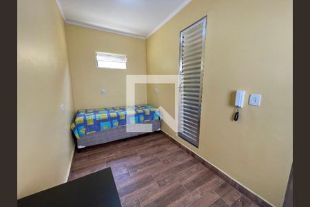 Suíte 2 de casa para alugar com 2 quartos, 46m² em Jardim Rizzo, São Paulo