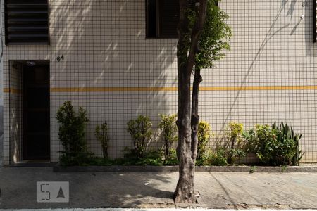 Fachada de kitnet/studio para alugar com 1 quarto, 25m² em Liberdade, São Paulo