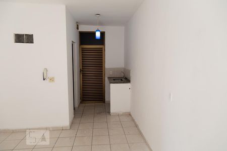 Sala/Cozinha de kitnet/studio para alugar com 1 quarto, 25m² em Liberdade, São Paulo