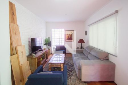 Sala de casa para alugar com 2 quartos, 145m² em Santo Amaro, São Paulo