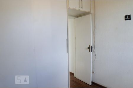 Quarto 1 de apartamento para alugar com 2 quartos, 60m² em Salgado Filho, Belo Horizonte