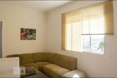 Sala de apartamento para alugar com 2 quartos, 60m² em Salgado Filho, Belo Horizonte