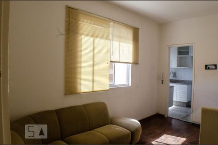 Sala de apartamento para alugar com 2 quartos, 60m² em Salgado Filho, Belo Horizonte