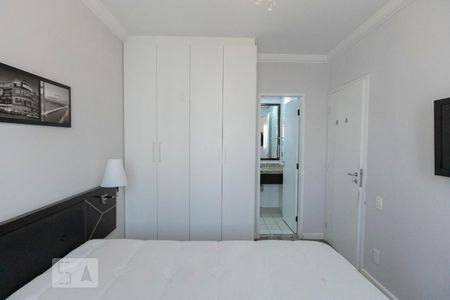Studio para alugar com 32m², 1 quarto e 1 vaga Studio para alugar com 32m², 1 quarto e 1 vagaQuarto