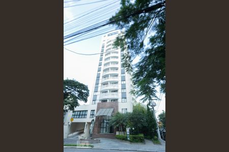 Studio para alugar com 32m², 1 quarto e 1 vaga Studio para alugar com 32m², 1 quarto e 1 vagaFachada