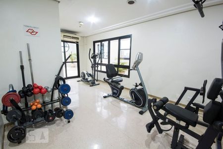 Studio para alugar com 32m², 1 quarto e 1 vaga Studio para alugar com 32m², 1 quarto e 1 vagaÁrea comum - Academia