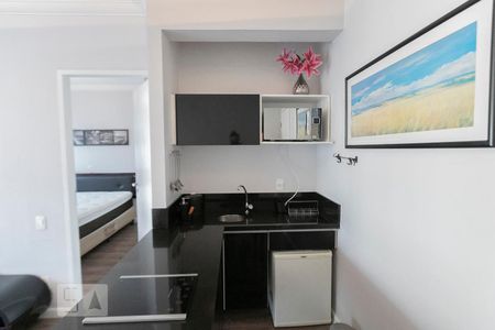 Cozinha de kitnet/studio para alugar com 1 quarto, 32m² em Indianópolis, São Paulo