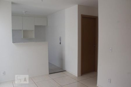 Sala de apartamento para alugar com 2 quartos, 39m² em Jardim Caiapiá, Cotia